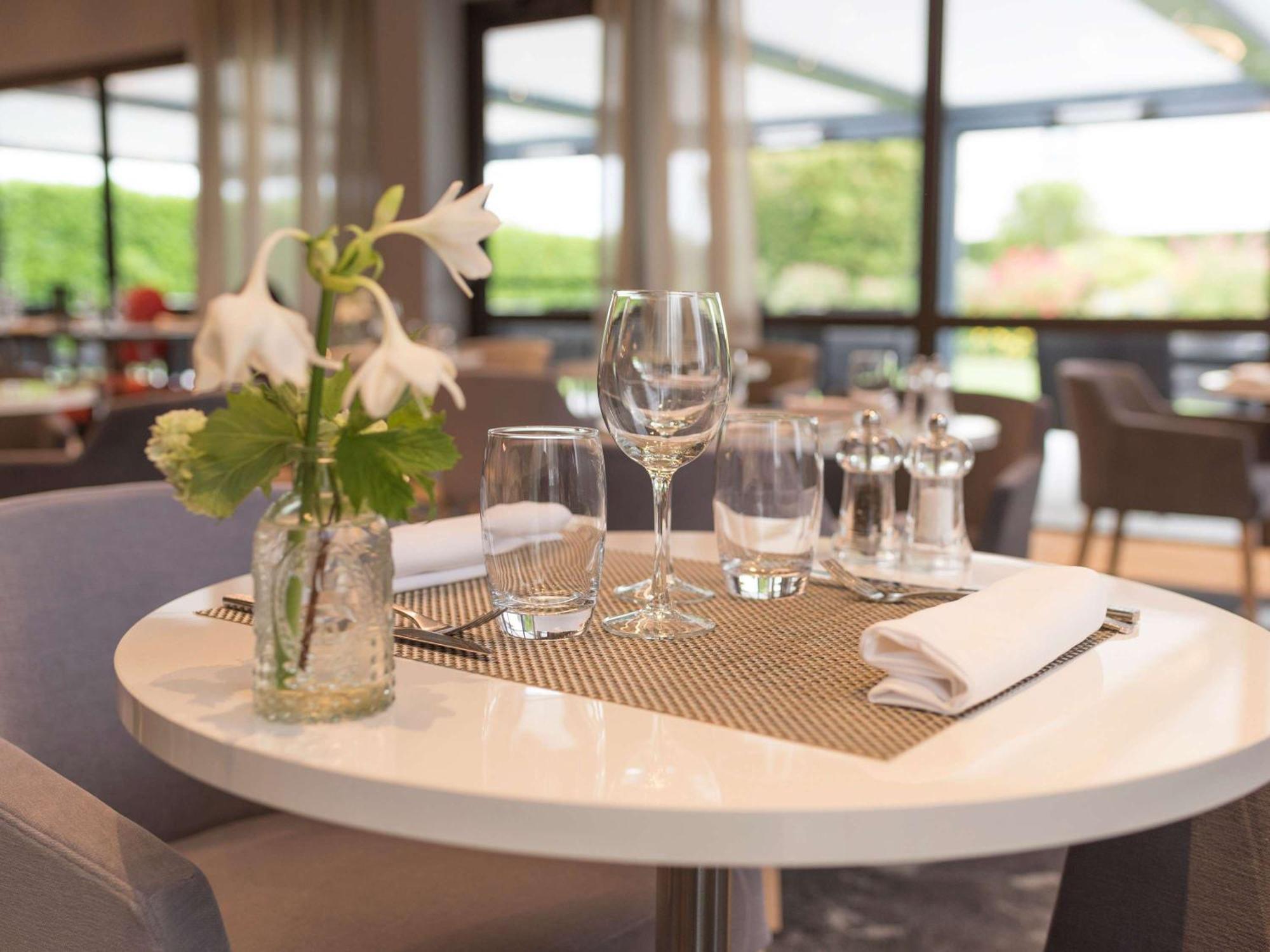 Pullman Toulouse Airport Hotel 4*